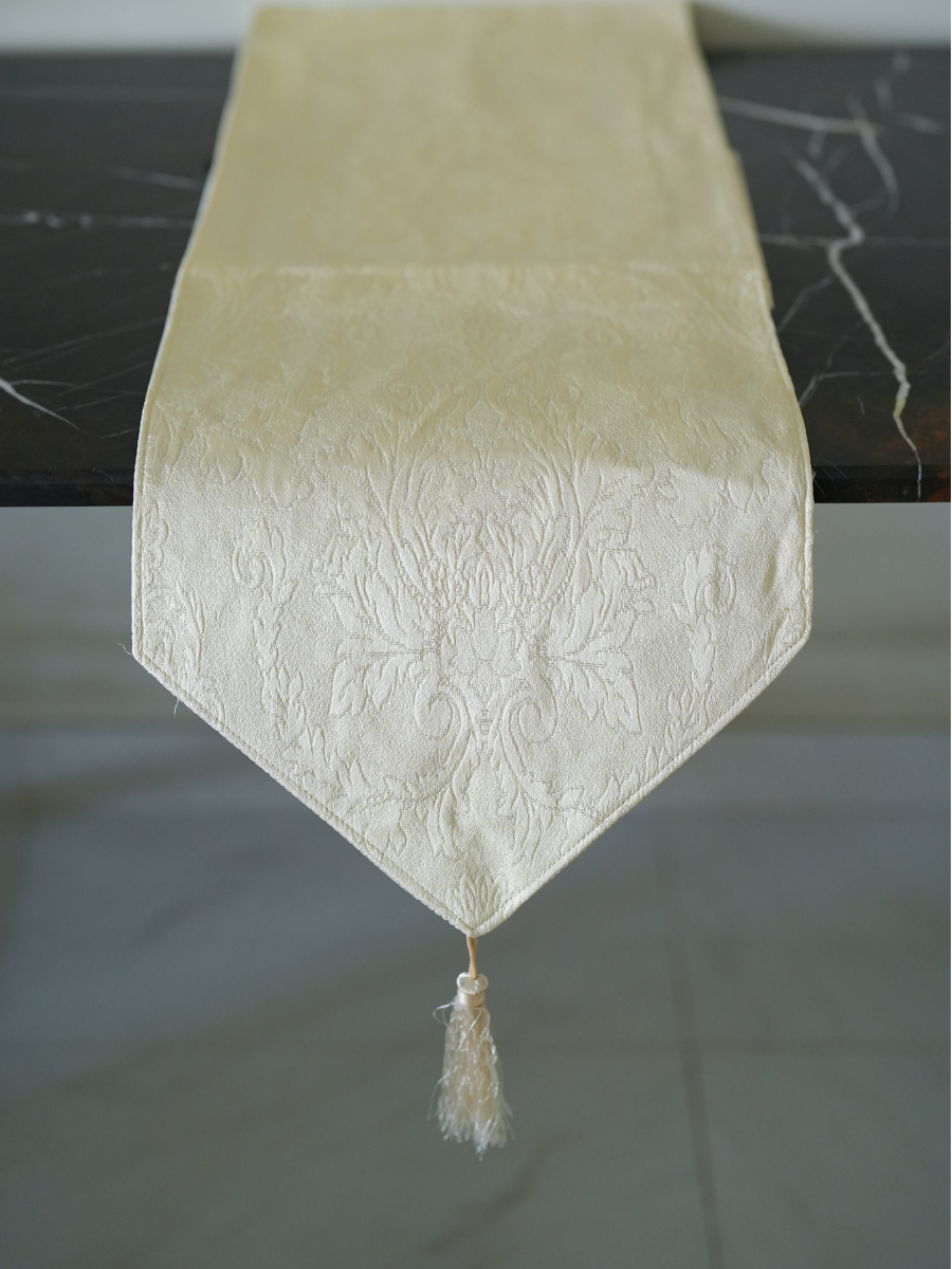 Cream Victoria Luxe Table Runner