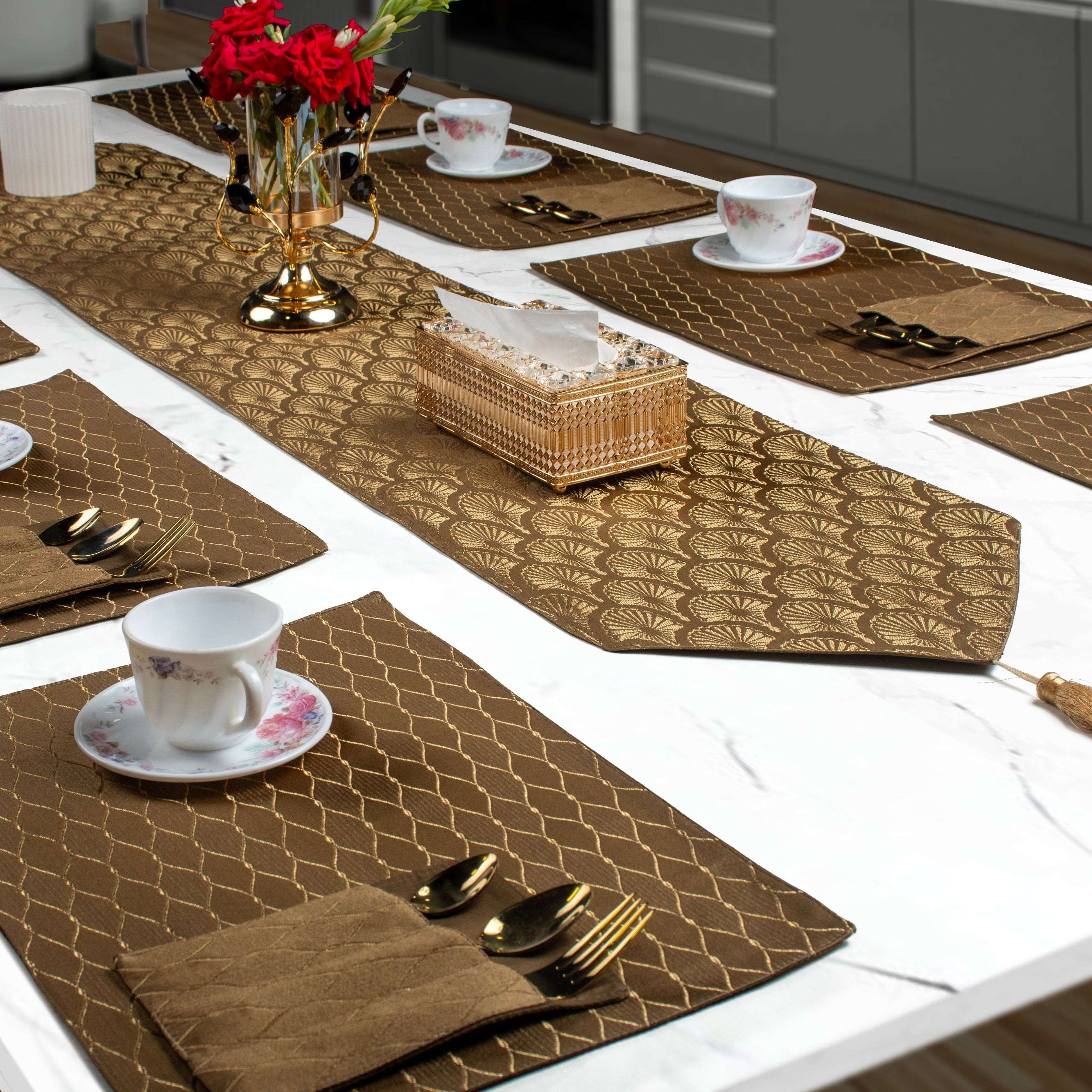Bronze Diamonds Luxe Table Set