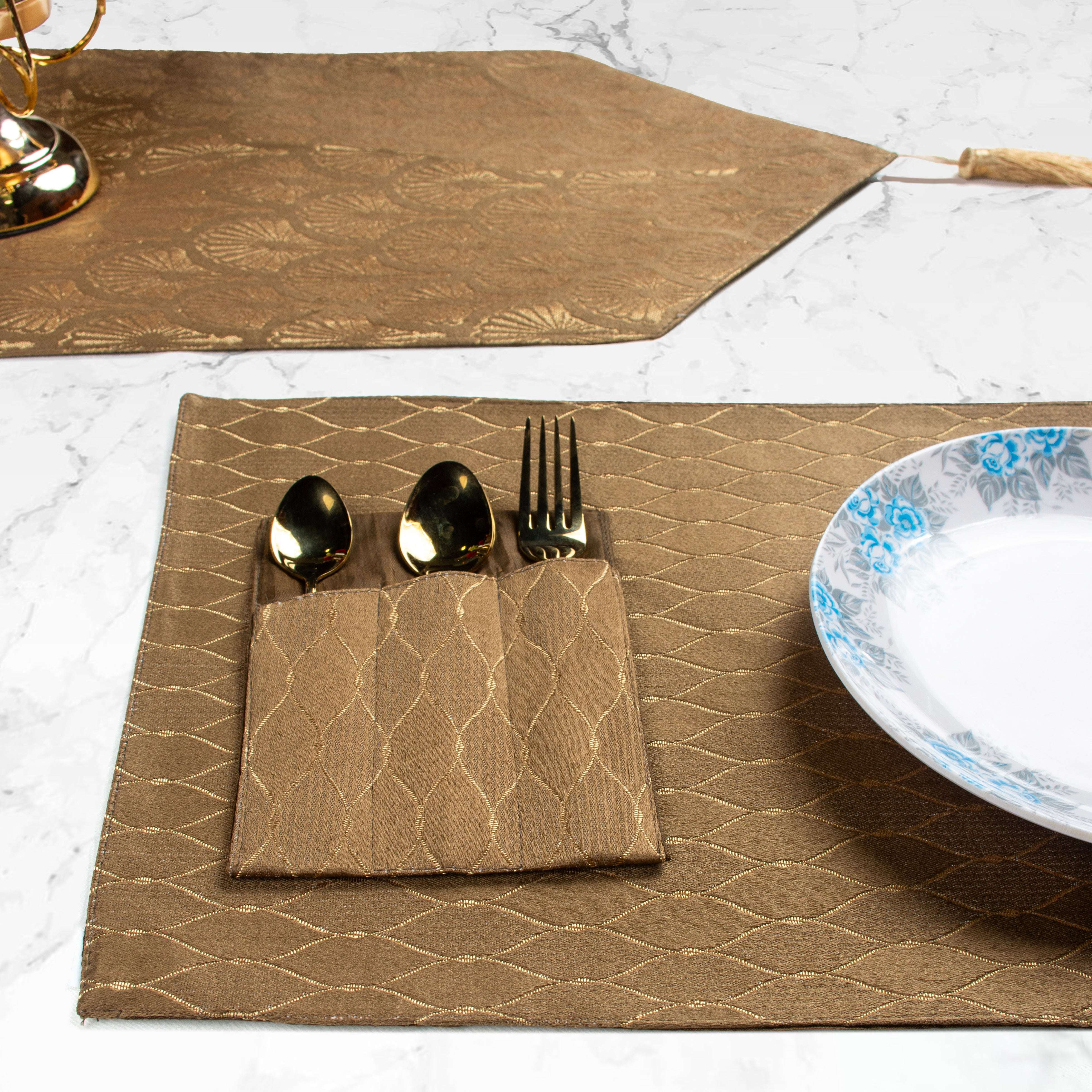 Bronze Diamonds Luxe Table Set