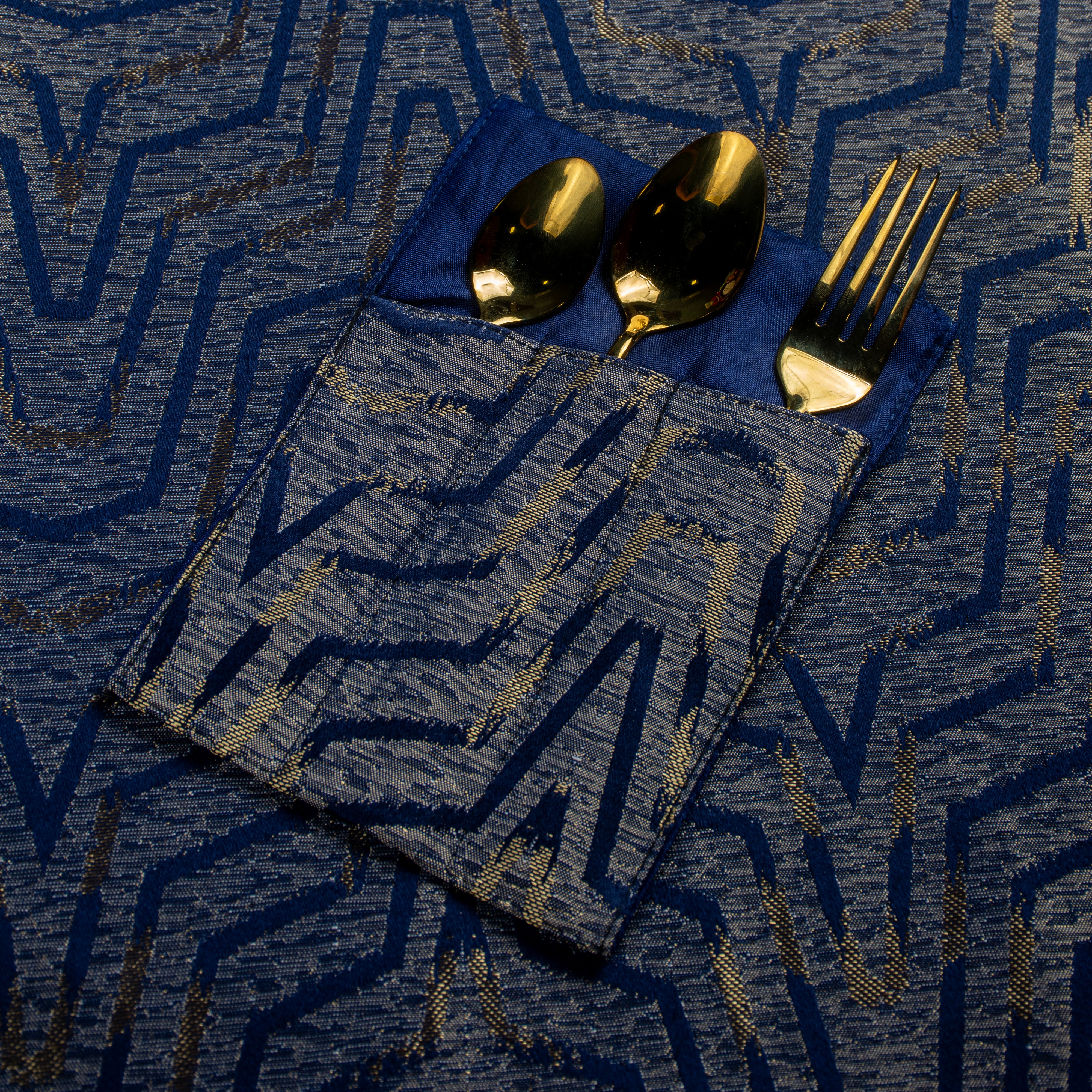 Navy Gold Nexus Table Set